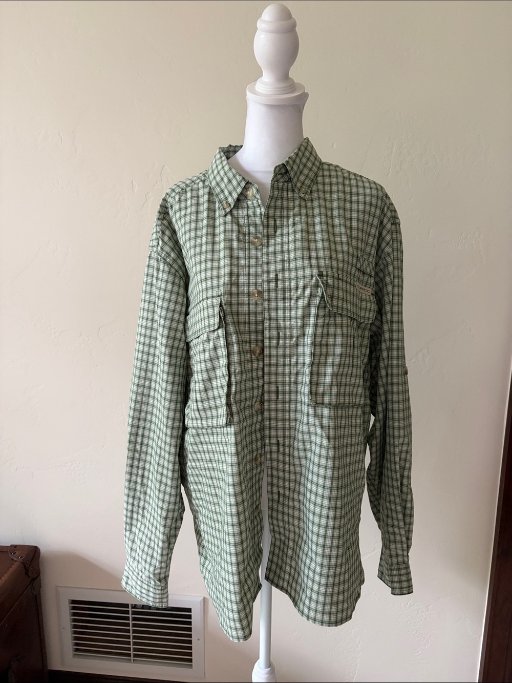 Air Strip Light Green Plaid Button-Up Shirt NWOT